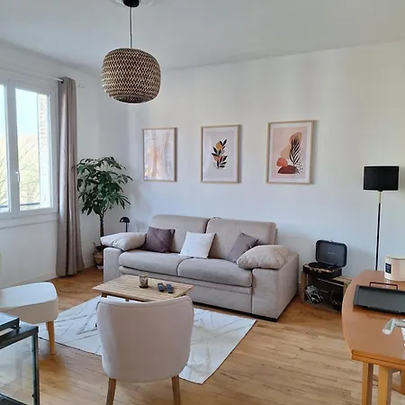 Appartement Hyper Centre, Cathedrale, Fibre Lisieux Exterior photo
